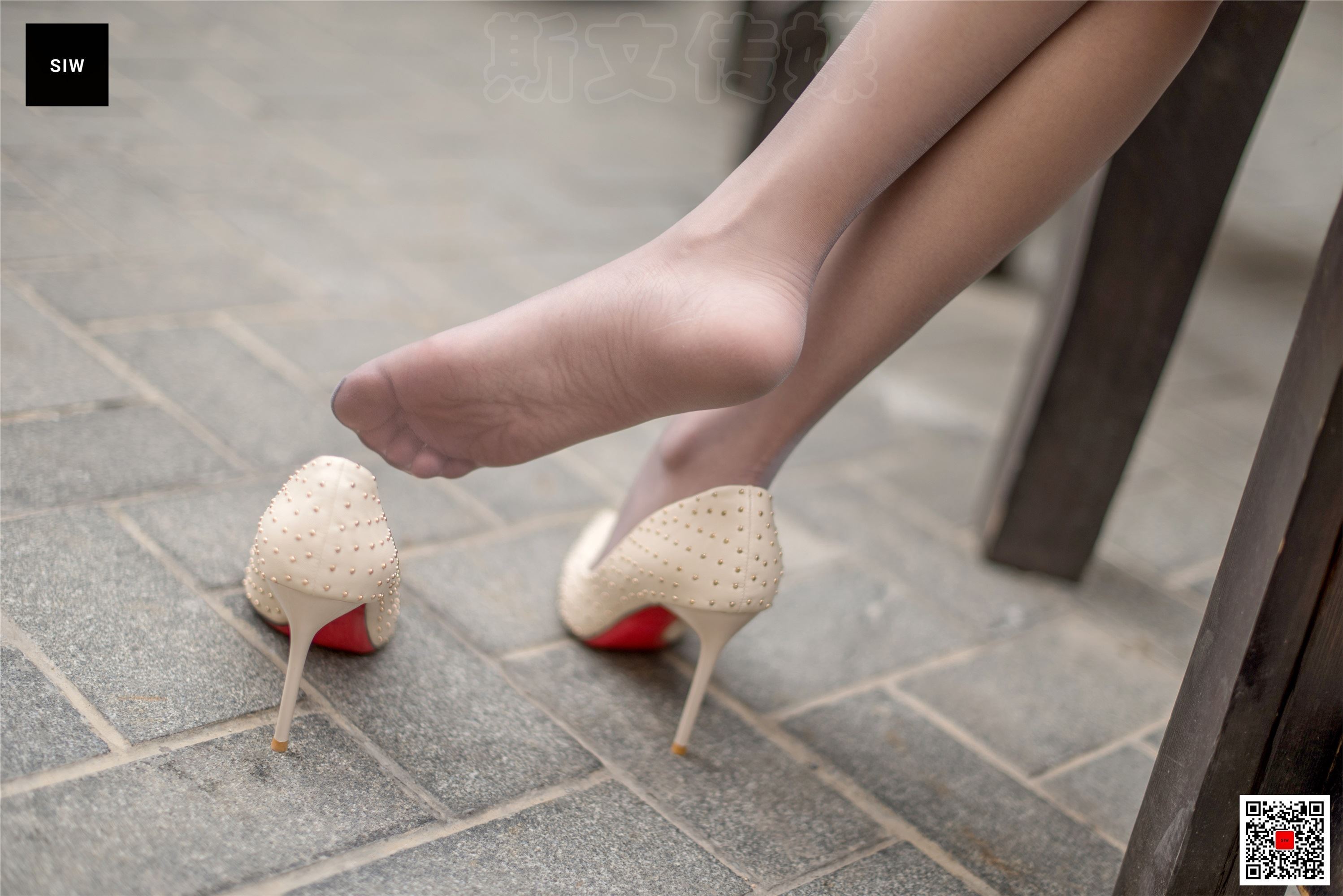 SIW斯文传媒  VOL.027 白领丽人-蓉儿